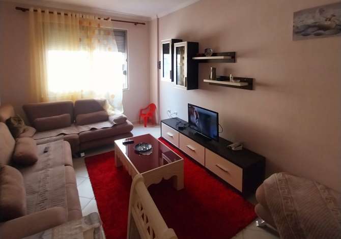 Shtepi me qera Apartament ne Tirane, 2+1, Mobilimi E mobiluar, Pagesa 45,000  Leke.