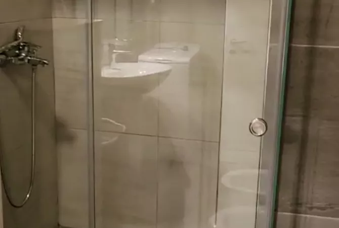 Shtepi me qera Apartament ne Tirane, 1+1, Mobilimi E mobiluar, Pagesa 650  Euro.