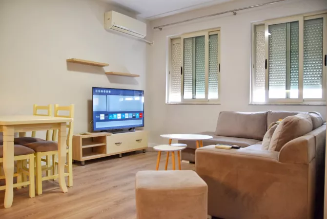Shtepi me qera Apartament ne Tirane, 1+1, Mobilimi E mobiluar, Pagesa 600  Euro.