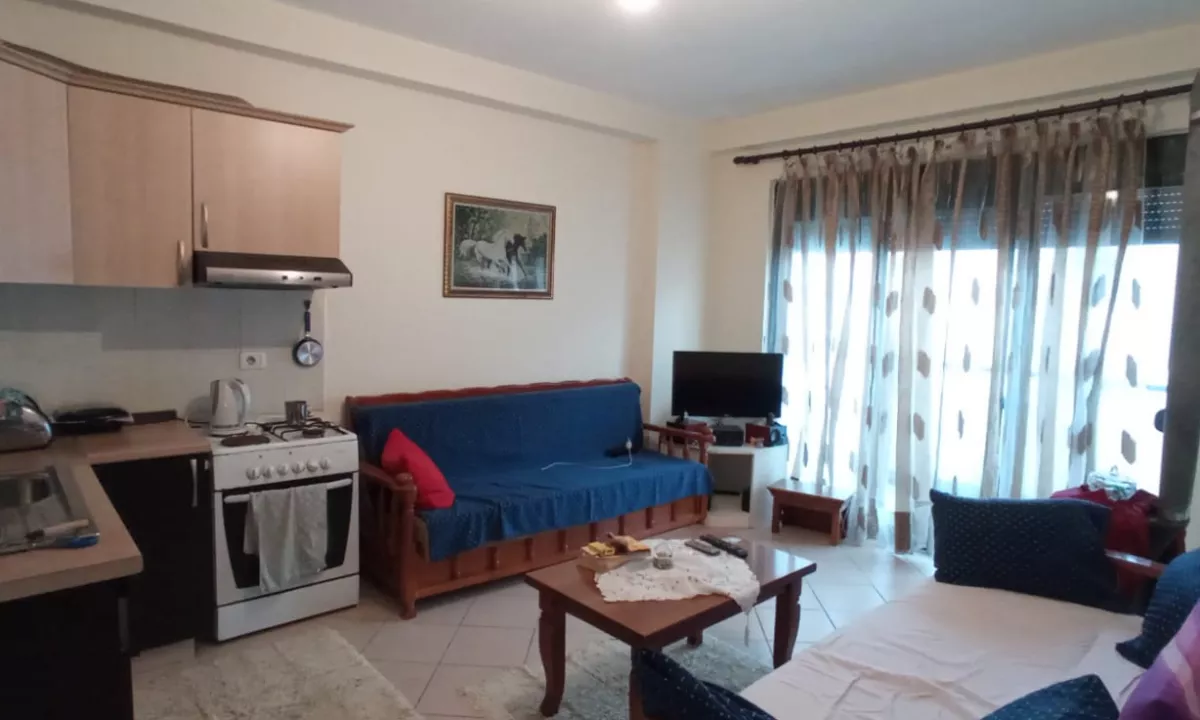 Shtepi ne shitje Apartament ne Tirane, 2+1, Mobilimi E mobiluar, Pagesa 130,000  Euro.