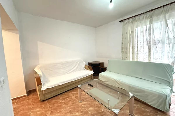 Shtepi me qera 1+1 ne Tirane - 45,000 Leke