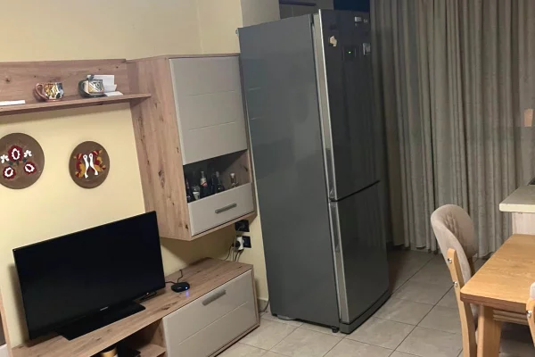 Appartamento in affitto a Tirana 2+1, Arredato