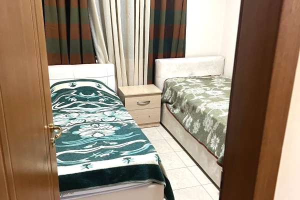 Appartamento in affitto a Tirana 2+1, Arredato