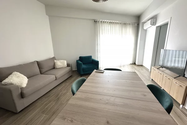 Appartamento in affitto a Tirana 2+1, Arredato