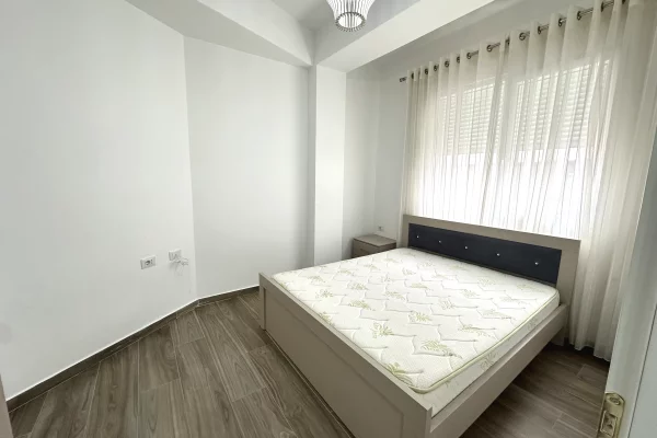 Appartamento in affitto a Tirana 2+1, Arredato