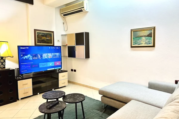 Shtepi me qera Apartament ne Tirane, 1+1, Mobilimi E mobiluar, Pagesa 65,000  Leke.