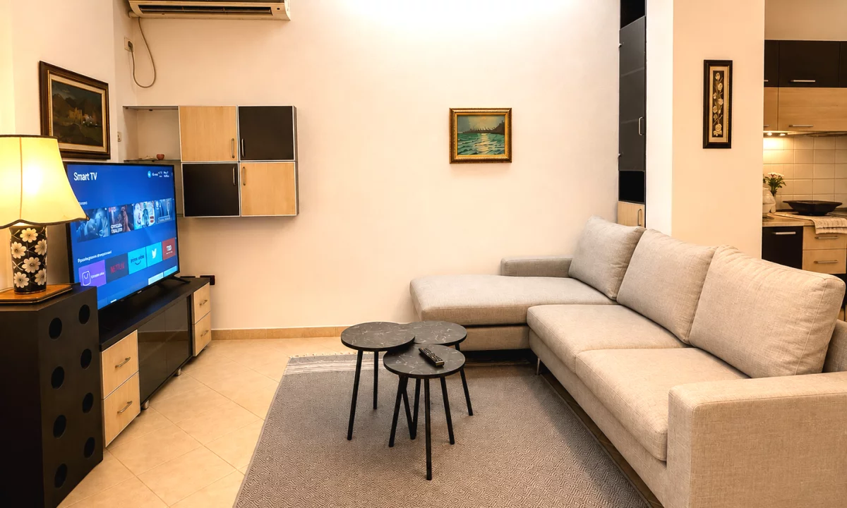 Shtepi me qera Apartament ne Tirane, 1+1, Mobilimi E mobiluar, Pagesa 65,000  Leke.