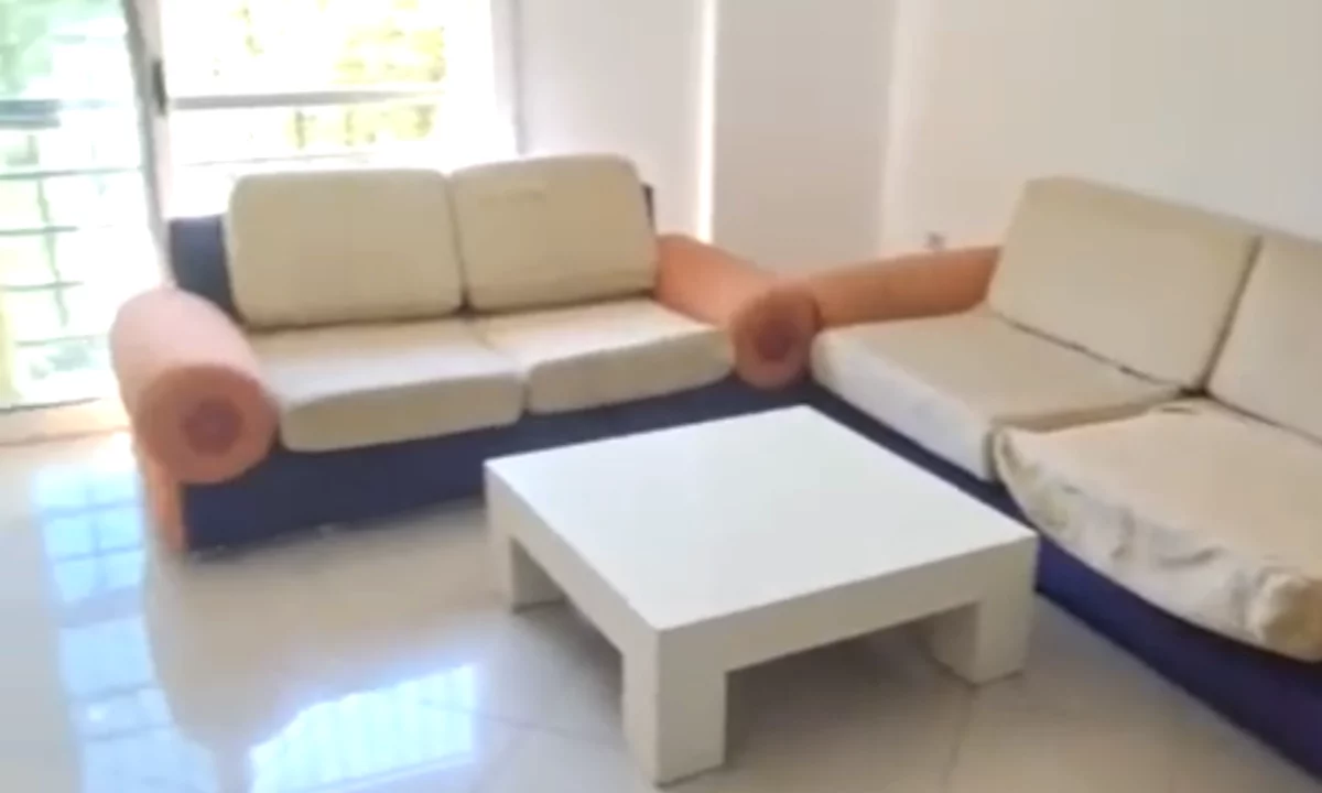 Shtepi me qera Apartament ne Tirane, 3+1, Mobilimi E mobiluar, Pagesa 57,000  Leke.