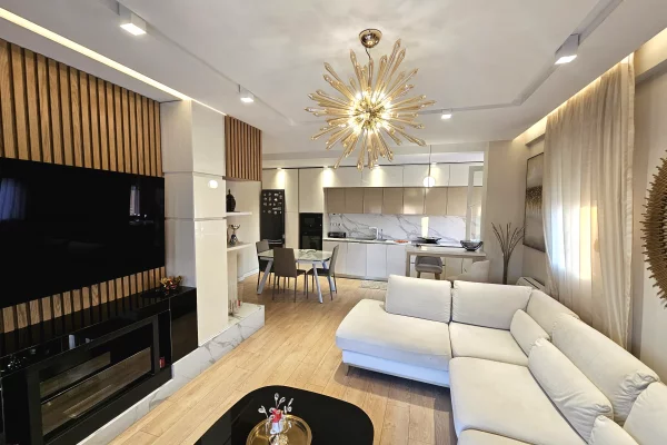Shtepi ne shitje 3+1 ne Tirane - 350,000 Euro