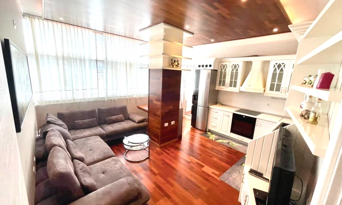 Shtepi me qera Apartament ne Tirane, 1+1, Mobilimi E mobiluar, Pagesa 70,000  Leke.