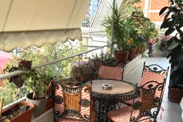 Shtepi me qera Shtepi Private ne Tirane, 3+1, Mobilimi E mobiluar, Pagesa 50,000  Leke.