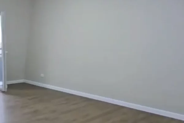 Shtepi ne shitje Apartament ne Tirane, 1+1, Mobilimi Bosh, pa mobiluar, Pagesa 140,000  Euro.