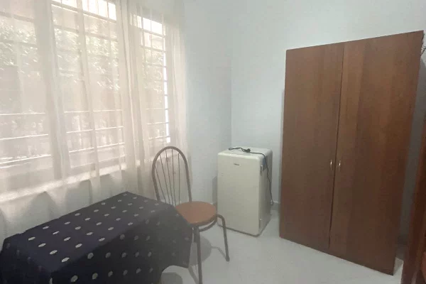 Shtepi me qera Apartament ne Tirane, Garsoniere, Mobilimi E mobiluar, Pagesa 35,000  Leke.