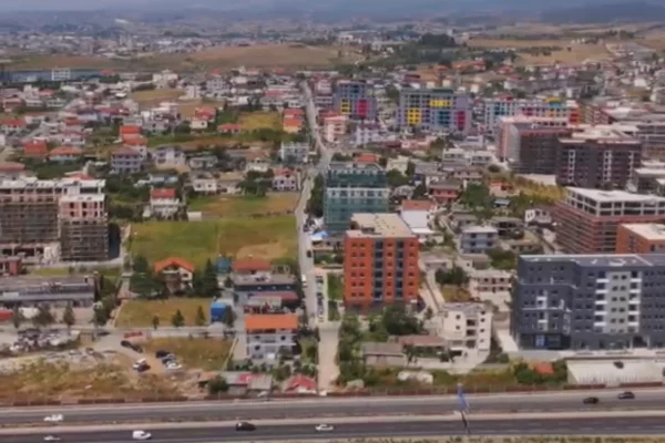 Shtepi ne shitje 2+1 ne Tirane - 100,000 Euro