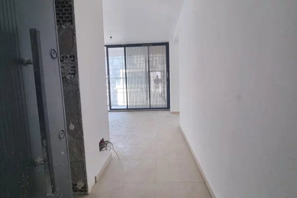 SHITET APARTAMENT 1+1 TEK SELVIA, RRUGA E DIBRËS