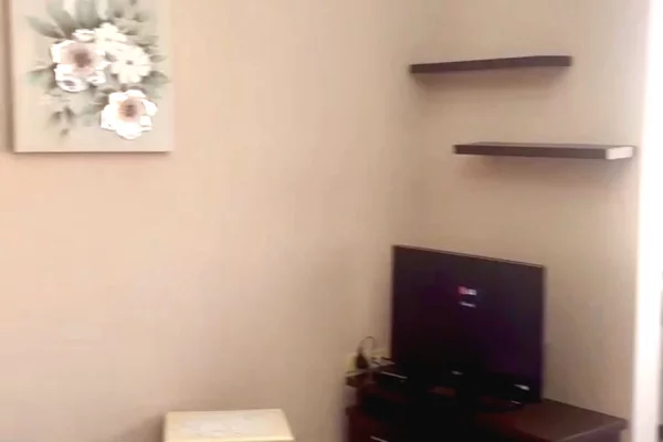 Apartament 2+1 me qera ne Tirane zona Ministria e jashte/Pazari i Ri/Shkolla e kuqe