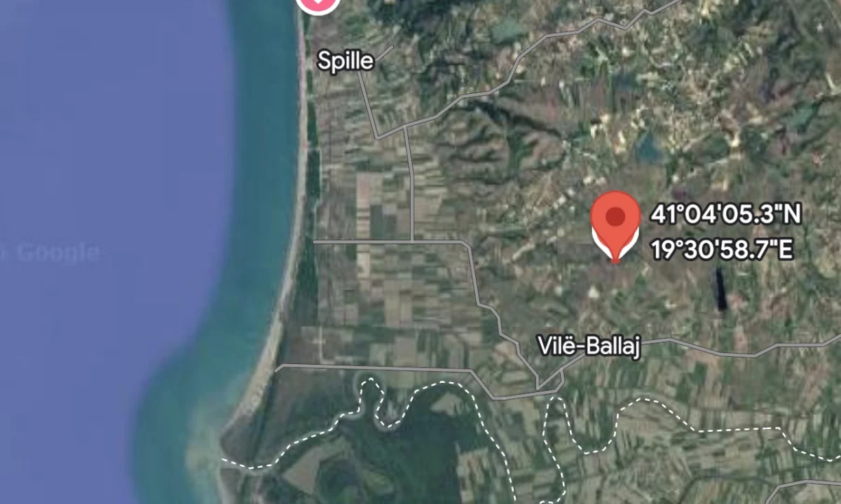 Toke 20.000m2 ne shitje ne Vile Bashtove!