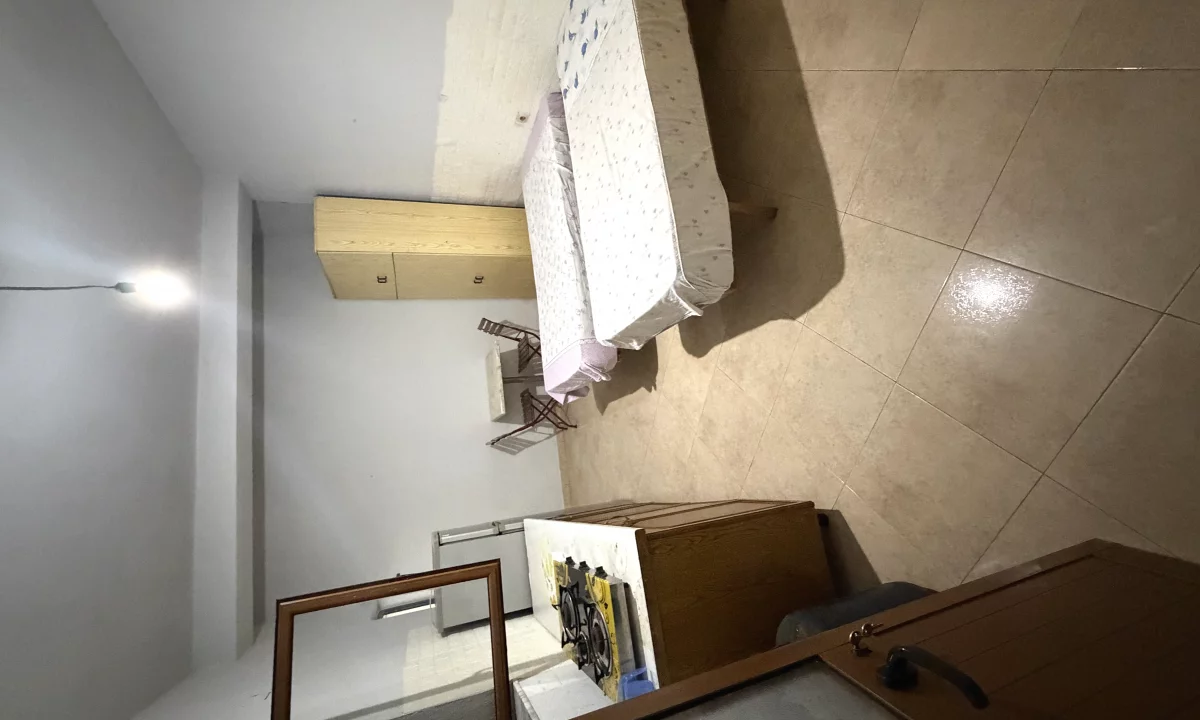 Shtepi me qera Shtepi Private ne Tirane, Garsoniere, Mobilimi E mobiluar, Pagesa 15,000  Leke.