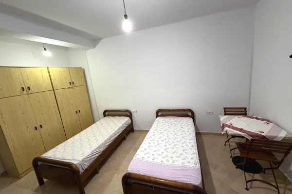 Shtepi me qera Garsoniere ne Tirane - 15,000 Leke