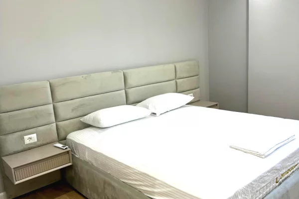 Shtepi ne shitje Apartament ne Vlore, 2+1, Mobilimi E mobiluar, Pagesa 280,000  Euro.