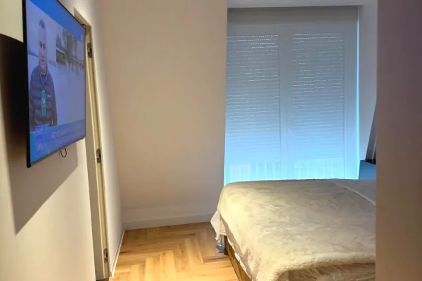 Shtepi me qera Apartament ne Tirane, 2+1, Mobilimi E mobiluar, Pagesa 2,200  Euro.