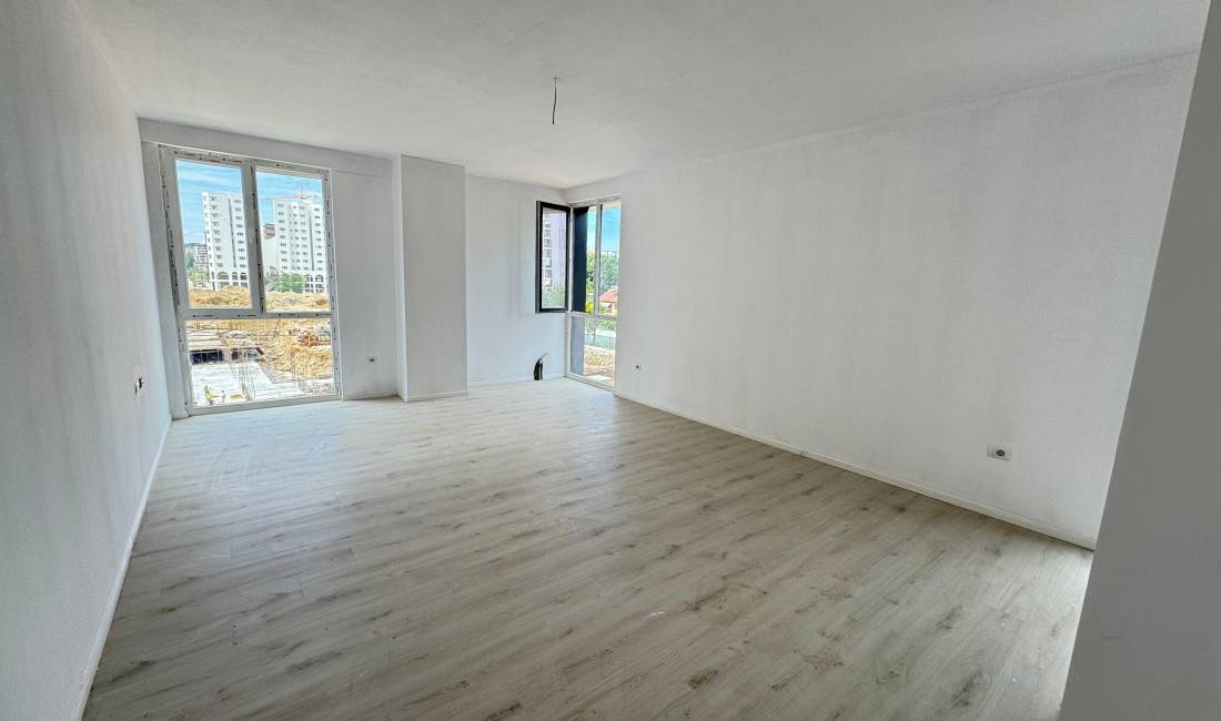 🔑 Qera apartament 2+1+ 2  📍 Ish fusha e aviacionit tirane ✅ 700 euro