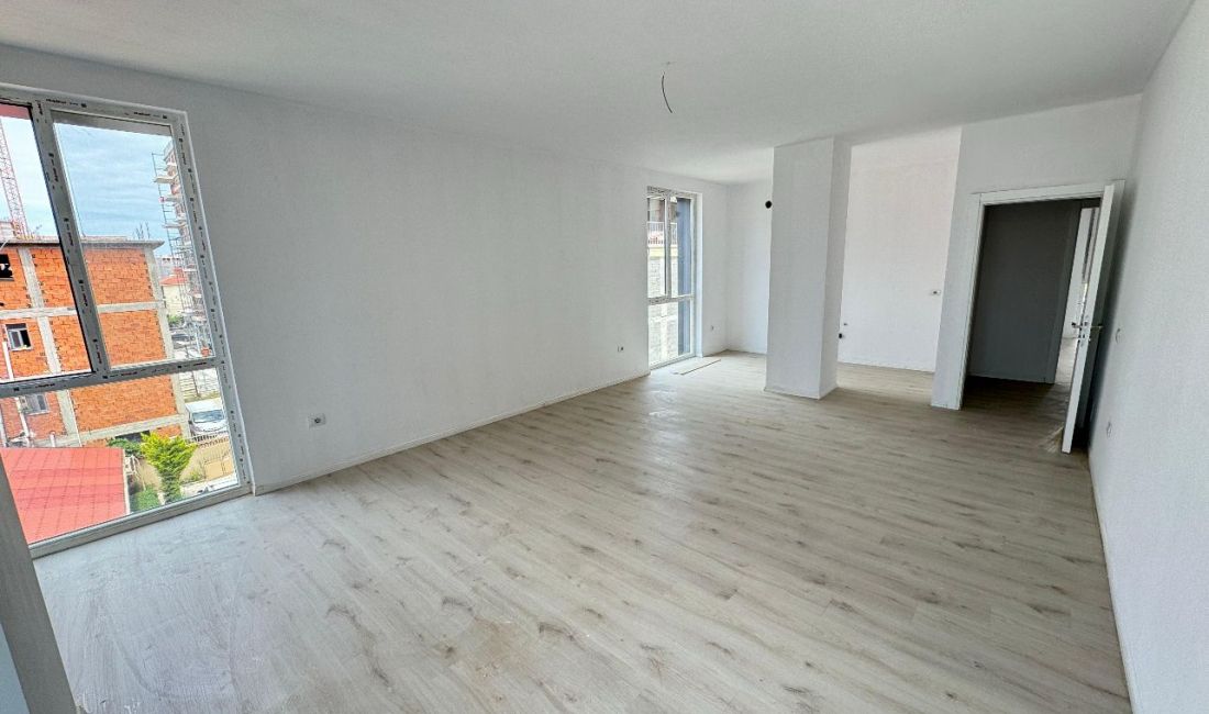 📣Qera Ambient per Zyre📍Ish Fusha e Aviacionit✨✨  🏢700 euro 