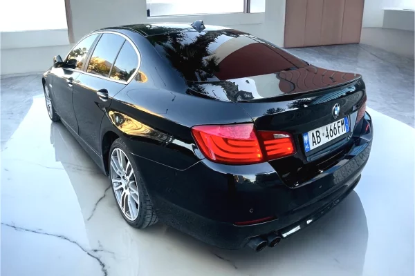 Auto in Vendita a Tirana, BMW, 2011 Diesel,Kambio Automatik Pagamento 7,500  Euro.