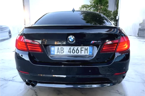 Auto in Vendita a Tirana, BMW, 2011 Diesel,Kambio Automatik Pagamento 7,500  Euro.