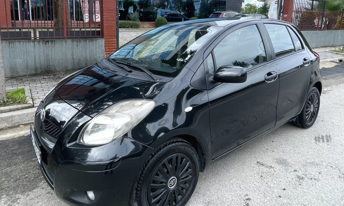 Auto in Vendita a Tirana, Toyota, 2010 Diesel,Kambio Manual Pagamento 3,900  Euro.