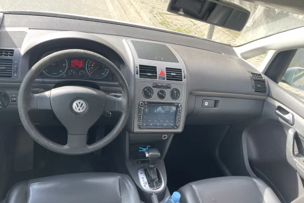 Auto in Vendita a Tirana, Volkswagen, 2008 Diesel,Kambio Automatik Pagamento 4,000  Euro.