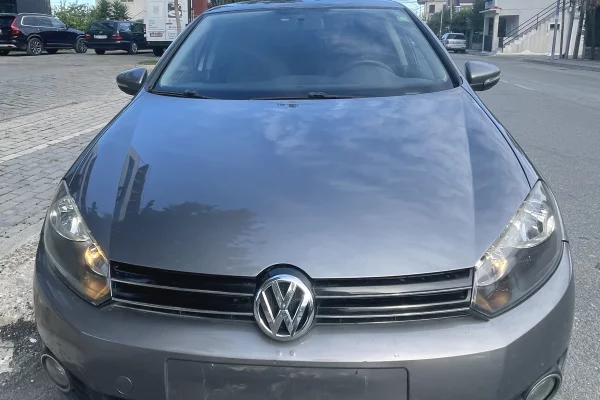 Auto in Vendita a Tirana, Volkswagen, 2011 Diesel,Kambio Manual Pagamento 5,200  Euro.