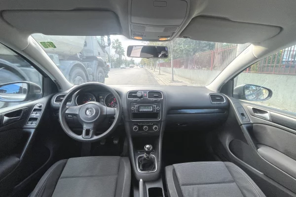 Auto in Vendita a Tirana, Volkswagen, 2011 Diesel,Kambio Manual Pagamento 5,200  Euro.