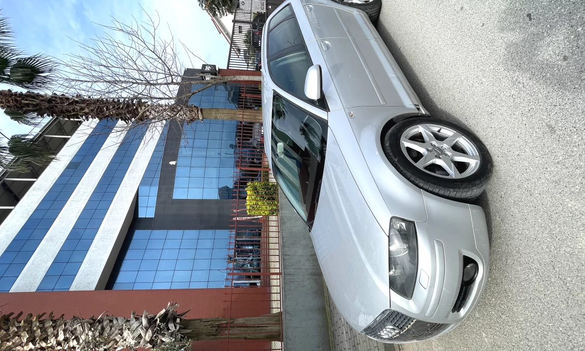 Auto in Vendita a Tirana, Audi, 2008 Diesel,Kambio Automatik Pagamento 4,500  Euro.