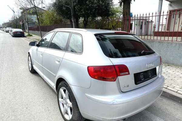 Auto in Vendita a Tirana, Audi, 2008 Diesel,Kambio Automatik Pagamento 4,500  Euro.
