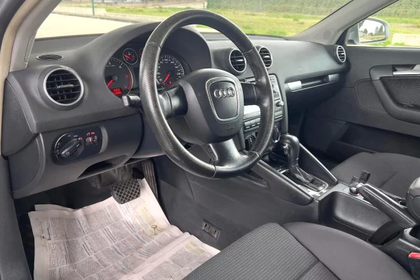 Auto in Vendita a Tirana, Audi, 2008 Diesel,Kambio Automatik Pagamento 4,500  Euro.