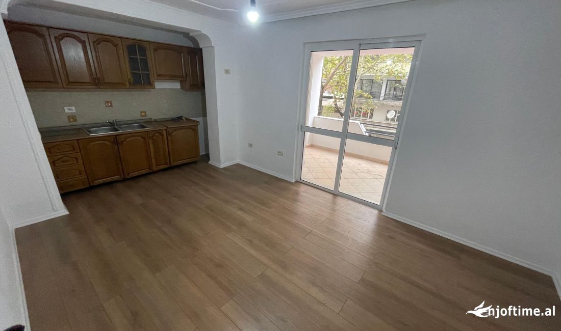 📣QERA Apartament 3+1 Per Zyre 📍 Myslym Shyri (Rruge Kryesore) ✨ 