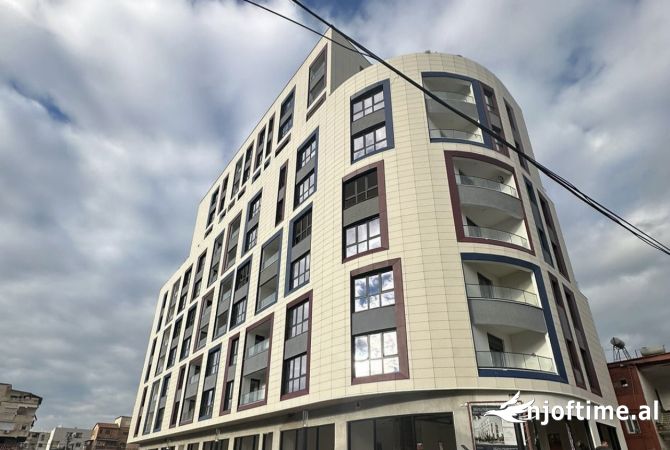 📣 SHITET Post Parking 📍 Prane Komunes Se Parisit 🛣️ Rruga "Jusuf Vrioni" ✨ 