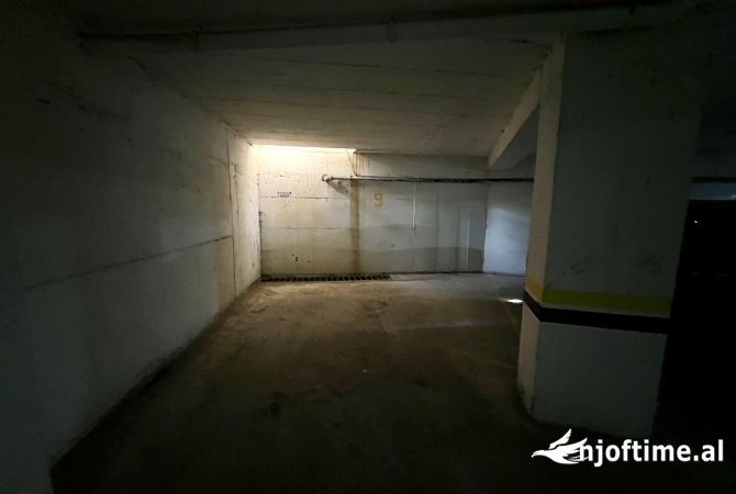 Ambient biznesi ne shitje 4+1 ne Tirane - 23,000 Euro
