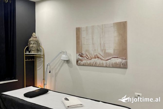 📣 QERA Ambient Biznesi (Dyqan) 📍 Stadiumi Dinamo , Prane Restorant Pa Pirunj ✨ 