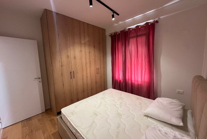 Shtepi me qera Apartament ne Tirane, 1+1, Mobilimi E mobiluar, Pagesa 600  Euro.