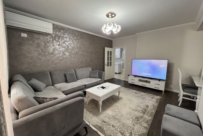 Shtepi me qera Apartament ne Tirane, 2+1, Mobilimi E mobiluar, Pagesa 1,000  Euro.