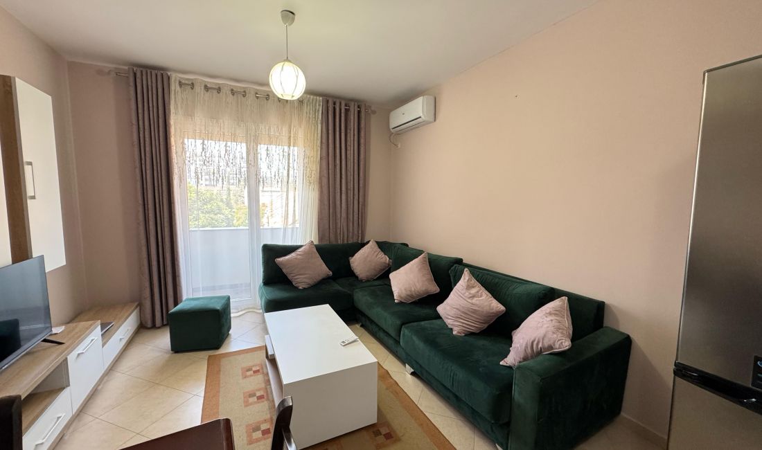 Shtepi me qera Apartament ne Tirane, 2+1, Mobilimi E mobiluar, Pagesa 600  Euro.