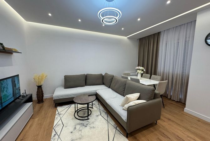 Shtepi me qera Apartament ne Tirane, 2+1, Mobilimi E mobiluar, Pagesa 800  Euro.