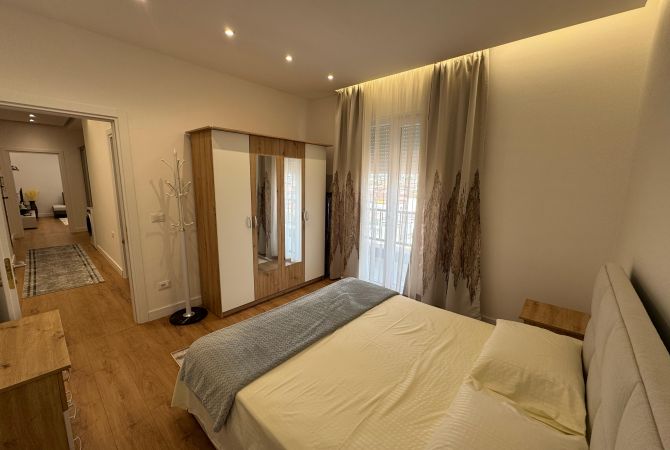 Shtepi me qera Apartament ne Tirane, 2+1, Mobilimi E mobiluar, Pagesa 800  Euro.