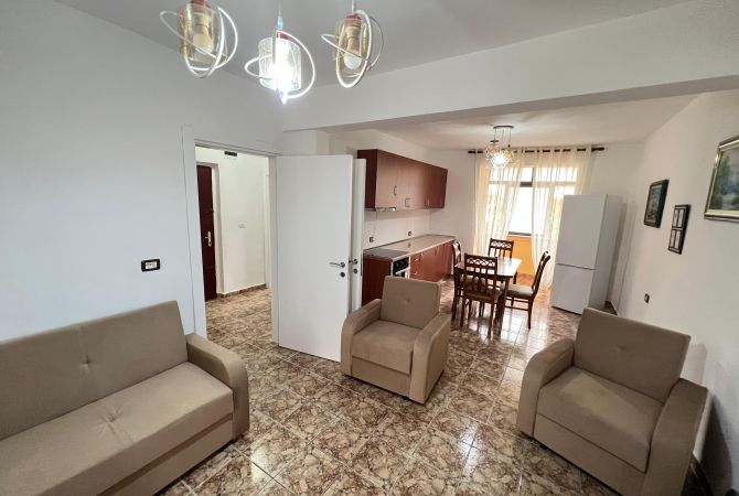 Shtepi me qera Apartament ne Tirane, 2+1, Mobilimi E mobiluar, Pagesa 500  Euro.