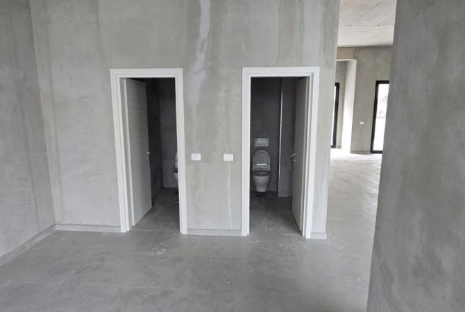 🏢 Jepet me qira ambient biznesi – River Residence, Astir