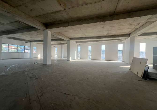 JEPET ME QIRA Ambient Biznesi, Kombinat, prane Komisariatit nr.6