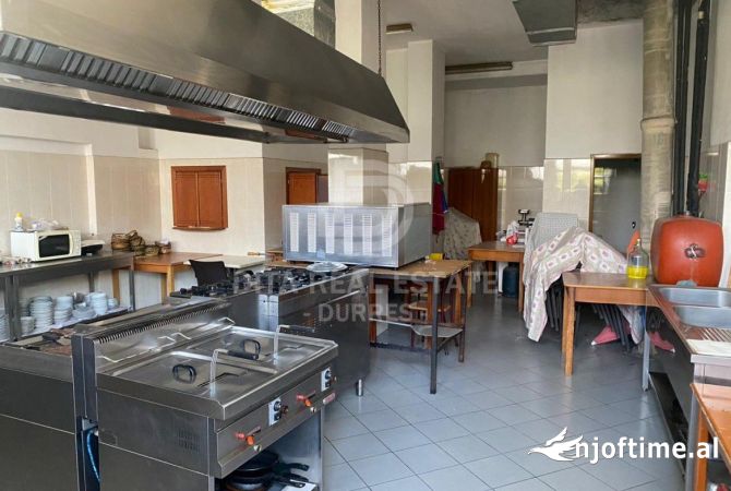 Shitet, Hotel 3 Katesh + Podrum, Plazh Durres 1200000 Euro