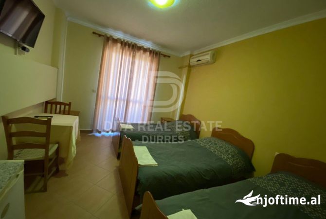 Shitet, Hotel 3 Katesh + Podrum, Plazh Durres 1200000 Euro